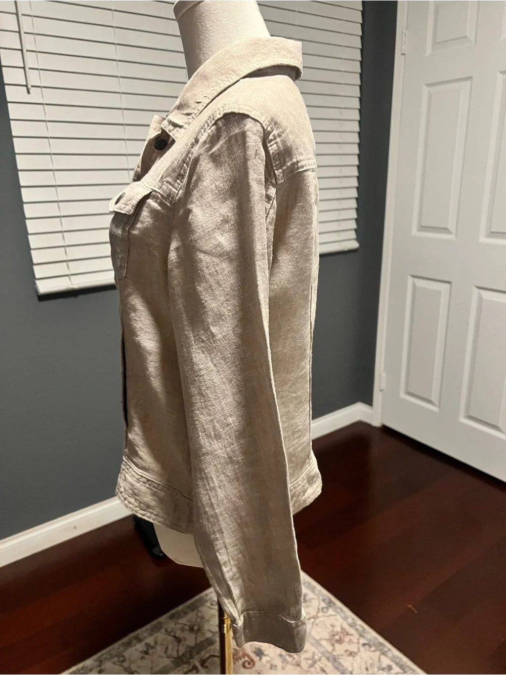 Jones New York linen lightweight